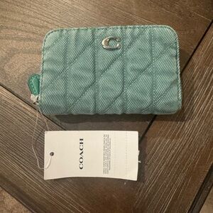 NWT Coach Denim Quilted Zip Card Wallet in Teal